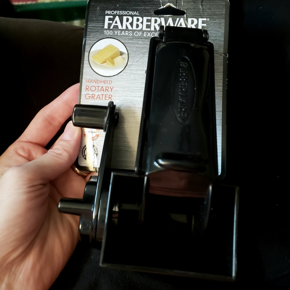 Farberware professional rotary grater